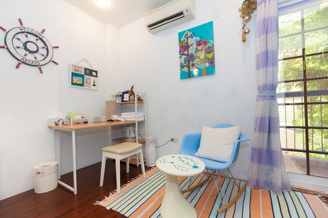 White Cotton Candy Homestay Hualien City Exterior photo