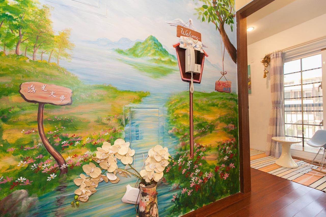 White Cotton Candy Homestay Hualien City Exterior photo