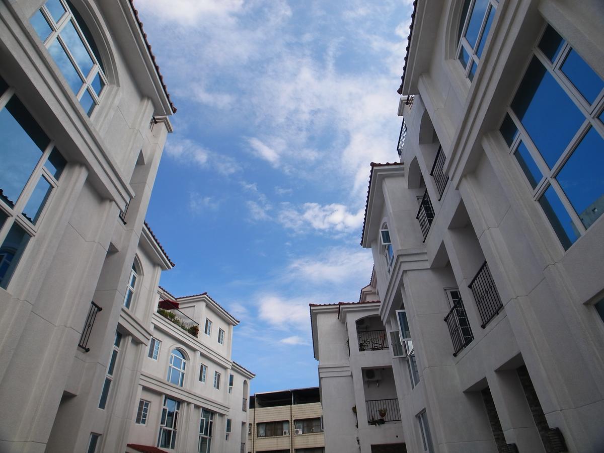 White Cotton Candy Homestay Hualien City Exterior photo
