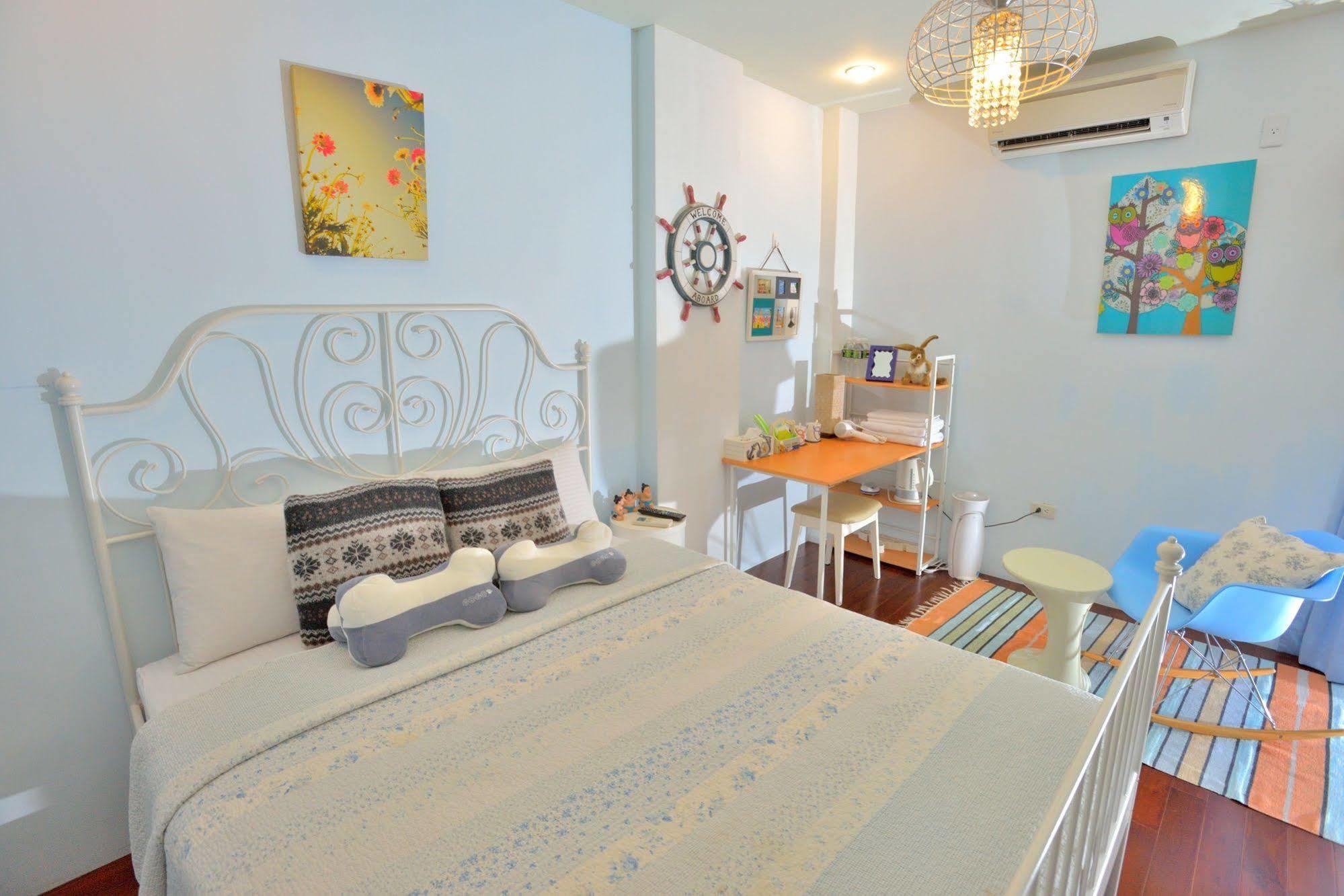 White Cotton Candy Homestay Hualien City Exterior photo